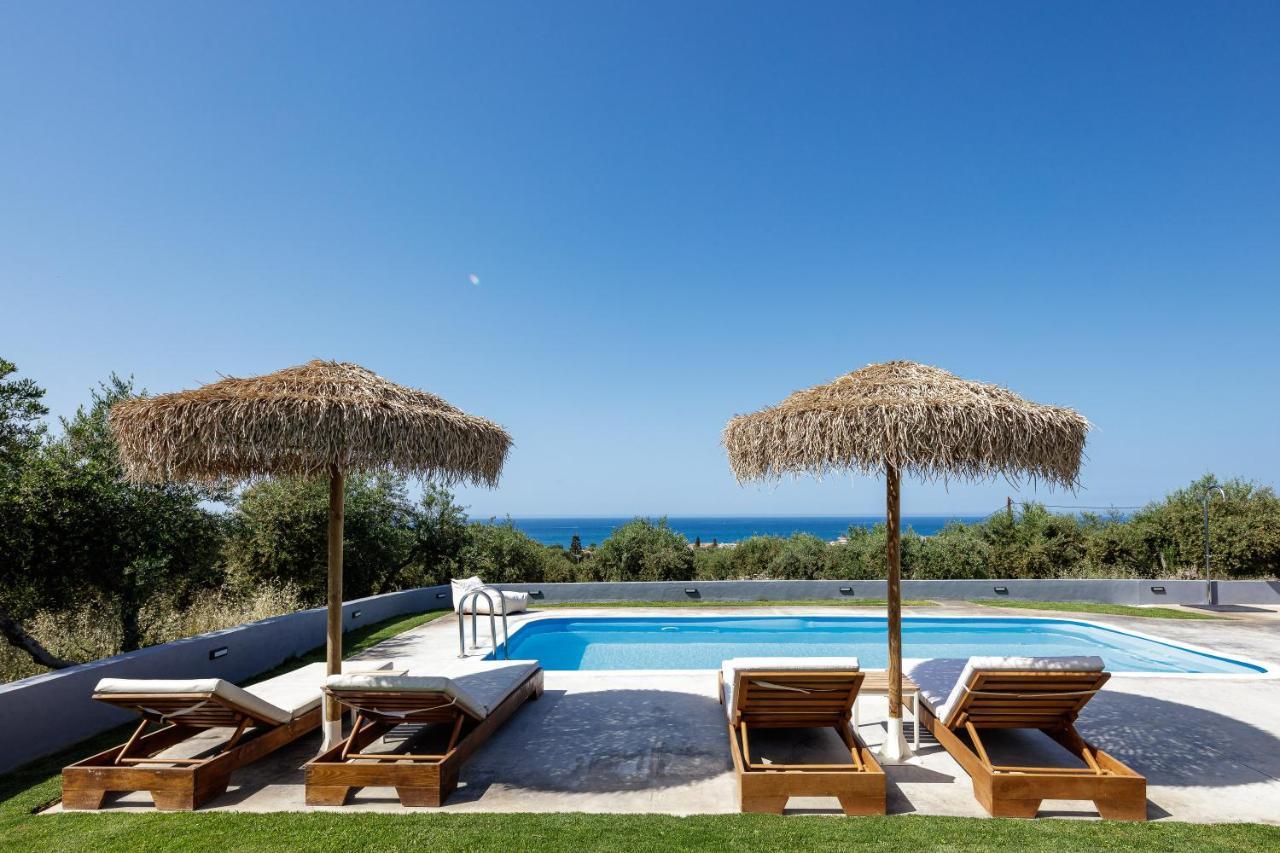 Gramvella Resort Adelianos Kampos Bagian luar foto