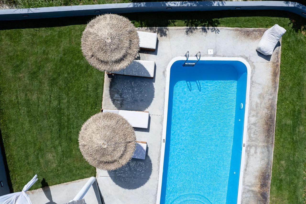 Gramvella Resort Adelianos Kampos Bagian luar foto