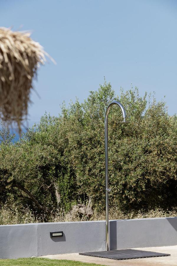 Gramvella Resort Adelianos Kampos Bagian luar foto