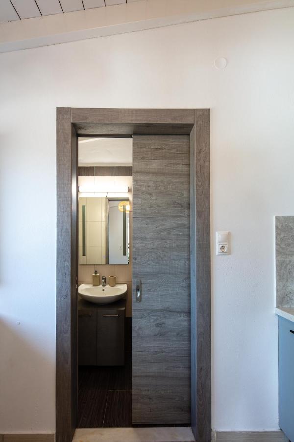 Gramvella Resort Adelianos Kampos Bagian luar foto